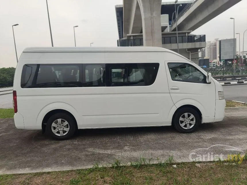 2014 Foton View High Roof Window Van