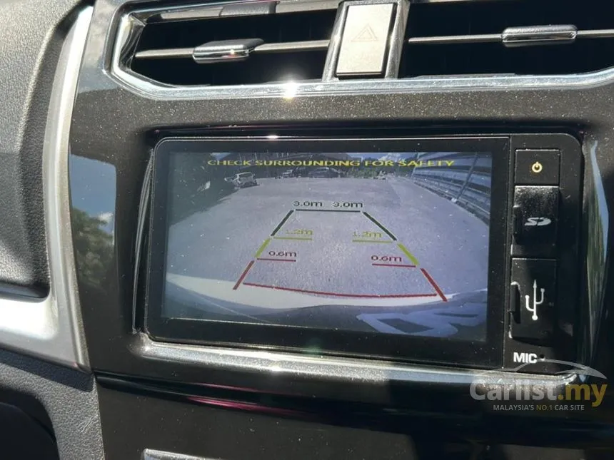 2019 Perodua Aruz AV SUV