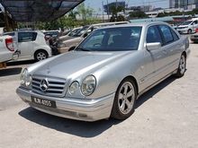 1998 Mercedes-Benz E240 2.4 Avantgarde Sedan, One Careful Malay Owner