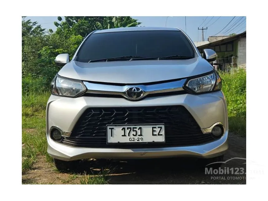 Jual Mobil Toyota Avanza 2016 Veloz 1.5 di DKI Jakarta Manual MPV Silver Rp 140.000.000
