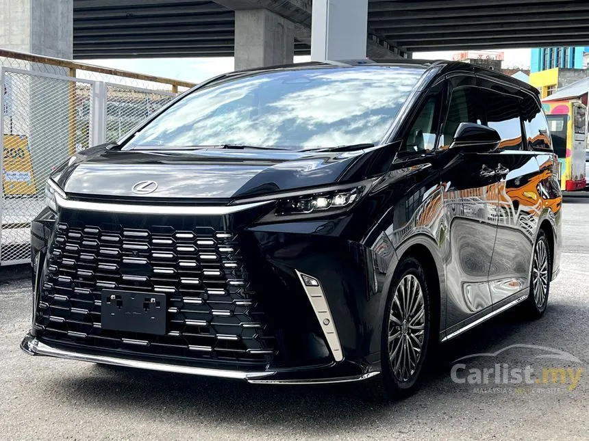 2025 Lexus LM 500h 4 Seater MPV