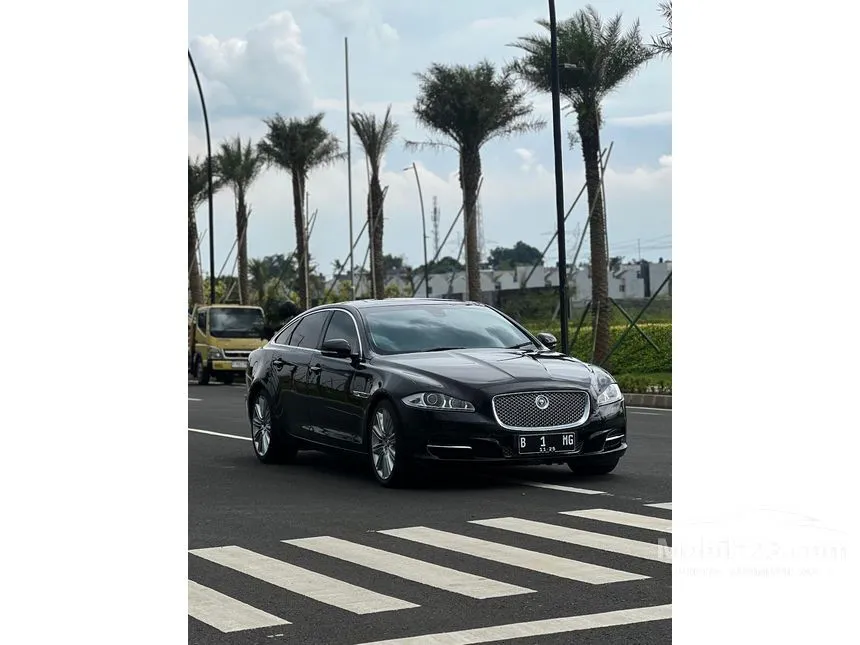Jual Mobil Jaguar XJ 2010 5.0 di Banten Automatic Sedan Hitam Rp 500.000.000