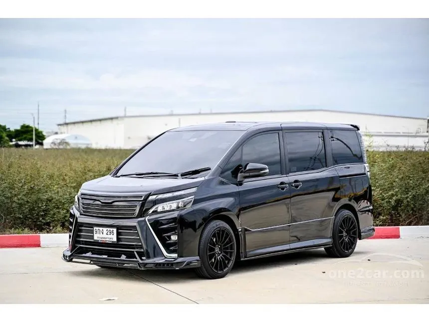 2018 Toyota VOXY ZS Van