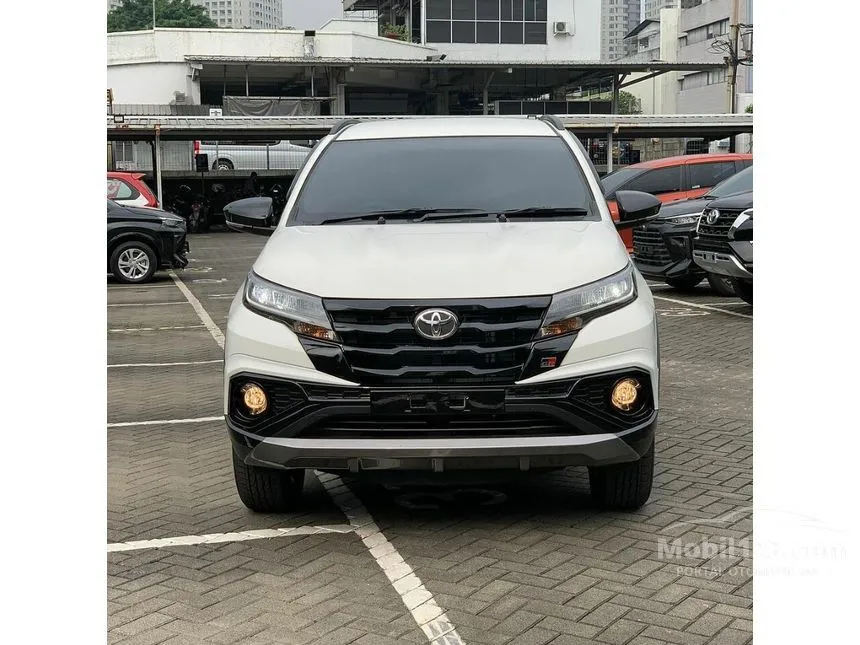 Jual Mobil Toyota Rush 2024 S GR Sport 1.5 di DKI Jakarta Automatic SUV Putih Rp 310.000.000