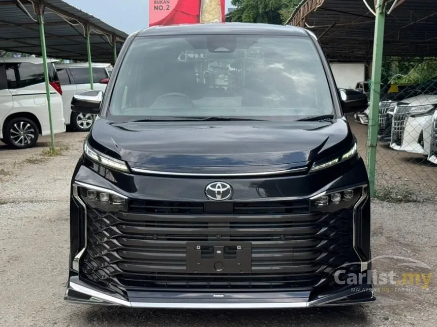 2022 Toyota Voxy S-Z MPV