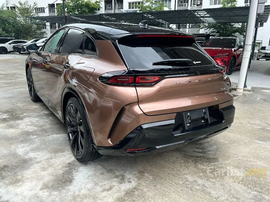 2024 Toyota Crown Sport Z PHEV SUV