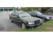 1991 Mercedes-Benz 230E 2.3 Sedan W124