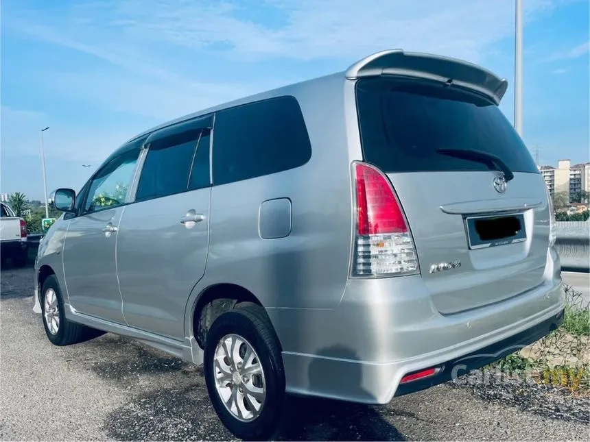 2009 Toyota Innova E MPV