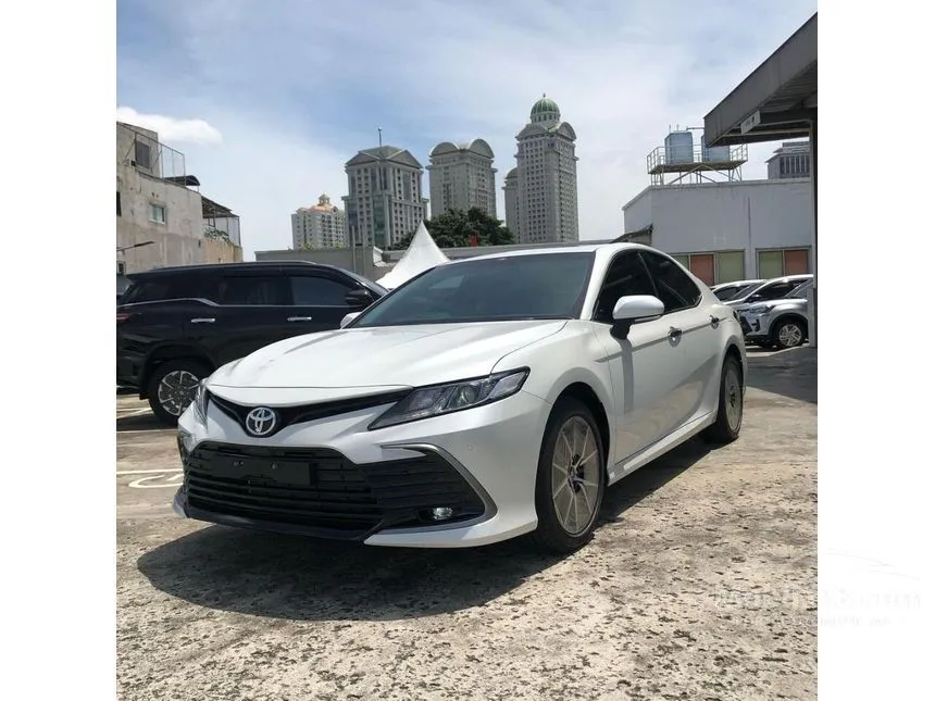 Jual Mobil Toyota Camry 2024 V 2.5 di DKI Jakarta Automatic Sedan Hitam Rp 103.645.000