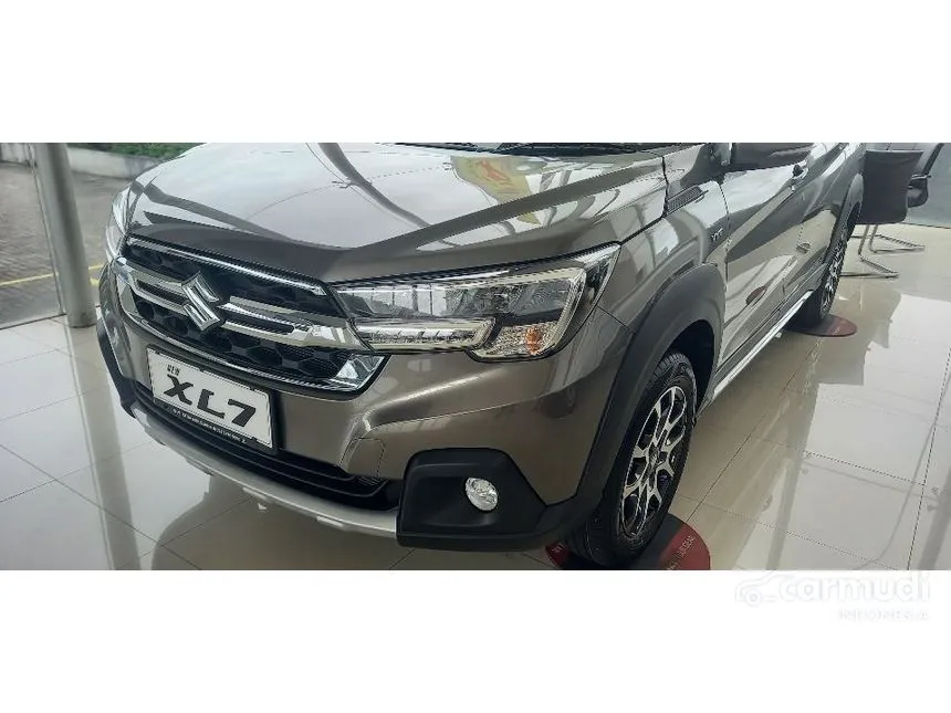 Jual Mobil Suzuki XL7 2024 Zeta 1.5 di Jawa Barat Automatic SUV Abu