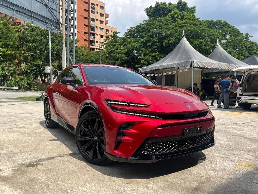 2024 Toyota Crown Crossover Z Sedan