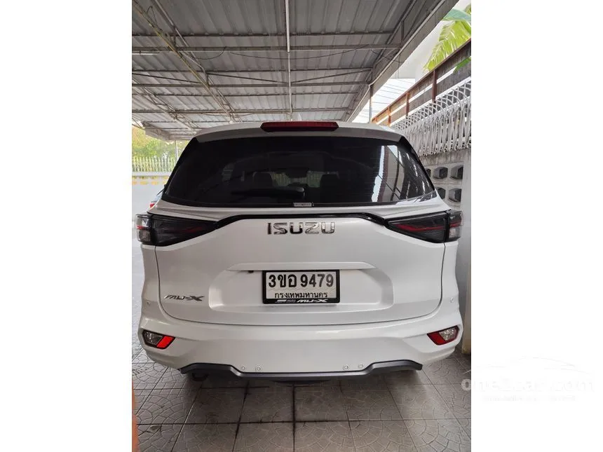 2023 Isuzu MU-X Phantom Collection Ultimate SUV