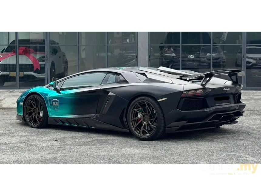 2014 Lamborghini Aventador LP700-4 Coupe