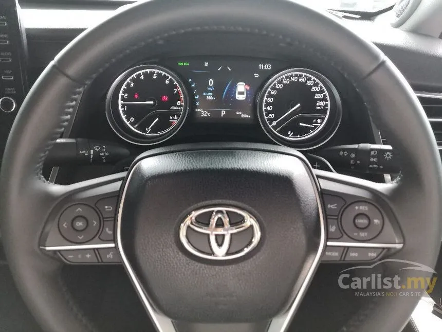 2023 Toyota Camry V Sedan