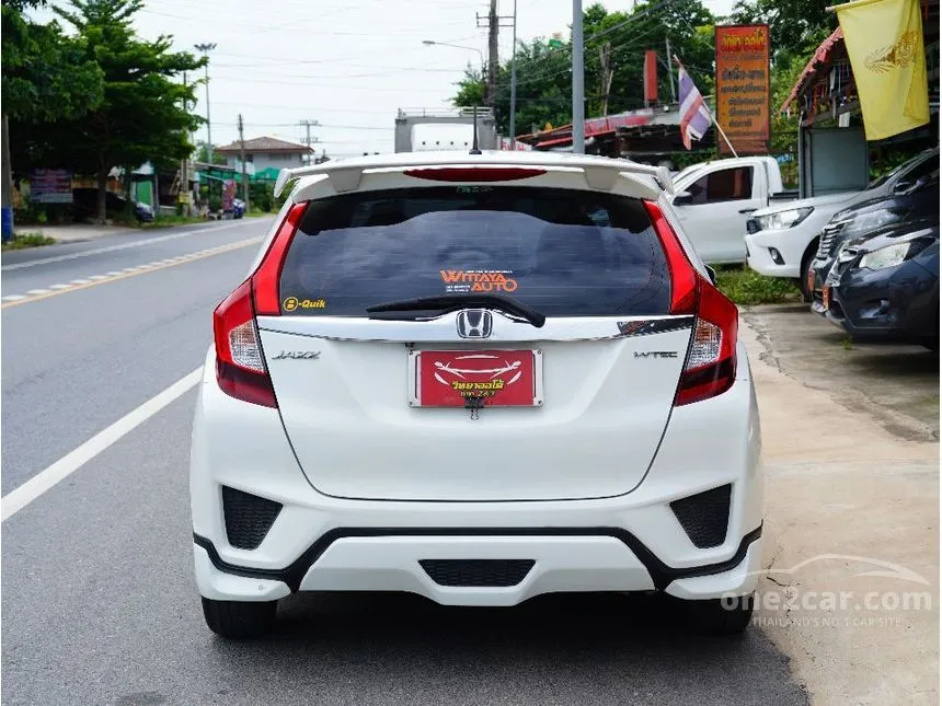 2014 Honda JAZZ V+ Hatchback