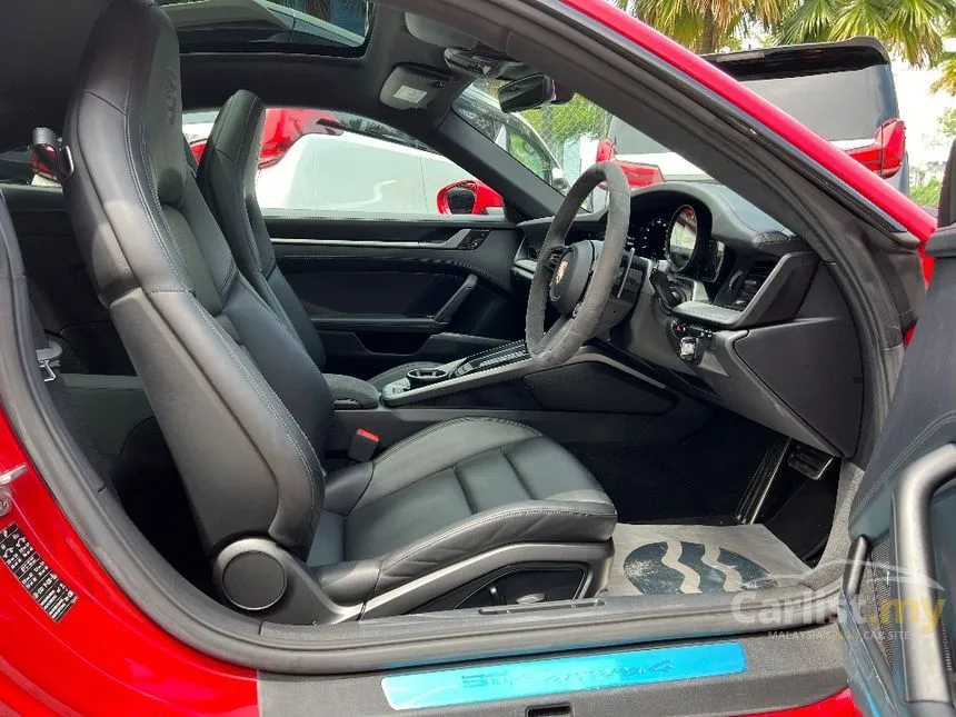 2020 Porsche 911 Carrera 4S Coupe