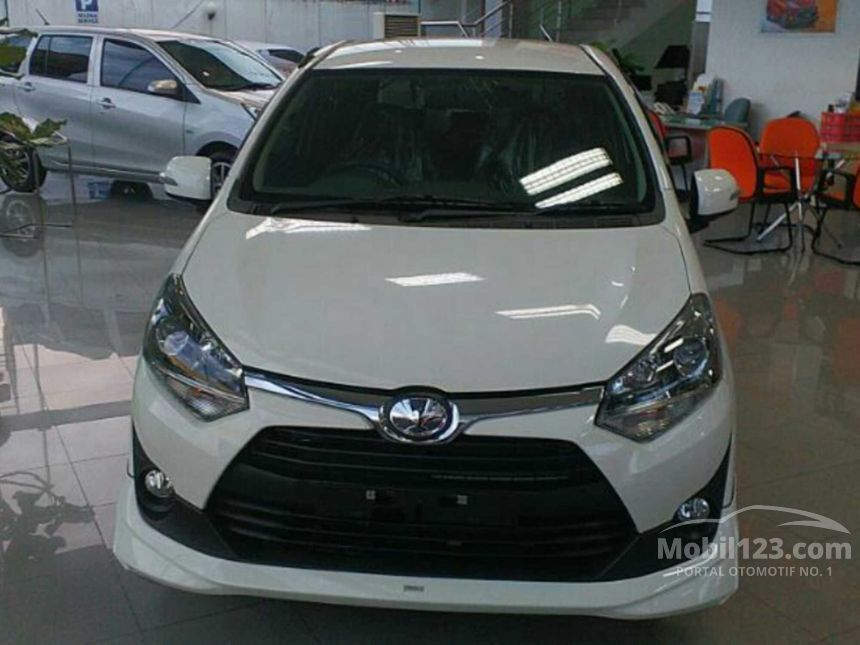 Jual Mobil Toyota Agya 2017 TRD Sportivo 1.0 di Jawa Timur 