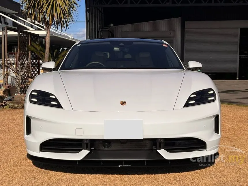 2025 Porsche Taycan Sedan