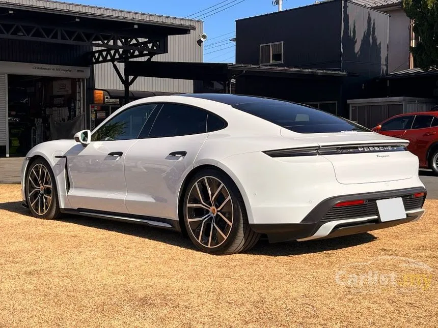 2025 Porsche Taycan Sedan