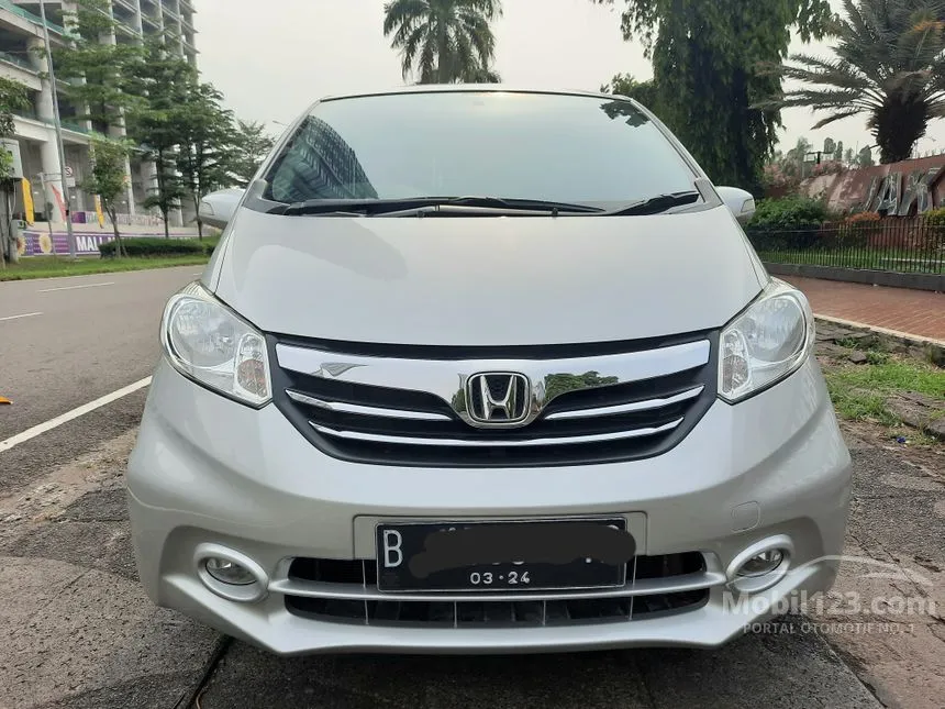 Jual Mobil Honda Freed 2013 E 1.5 Di DKI Jakarta Automatic MPV Silver ...