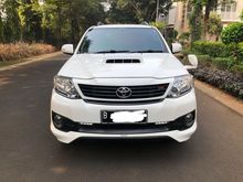 2014 Toyota Fortuner 2.5 G TRD SUV