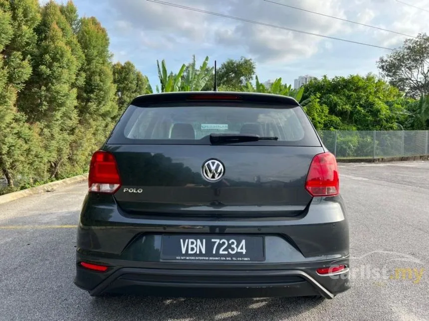 2018 Volkswagen Polo Black & White Hatchback