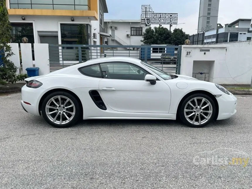 2021 Porsche 718 Cayman Coupe