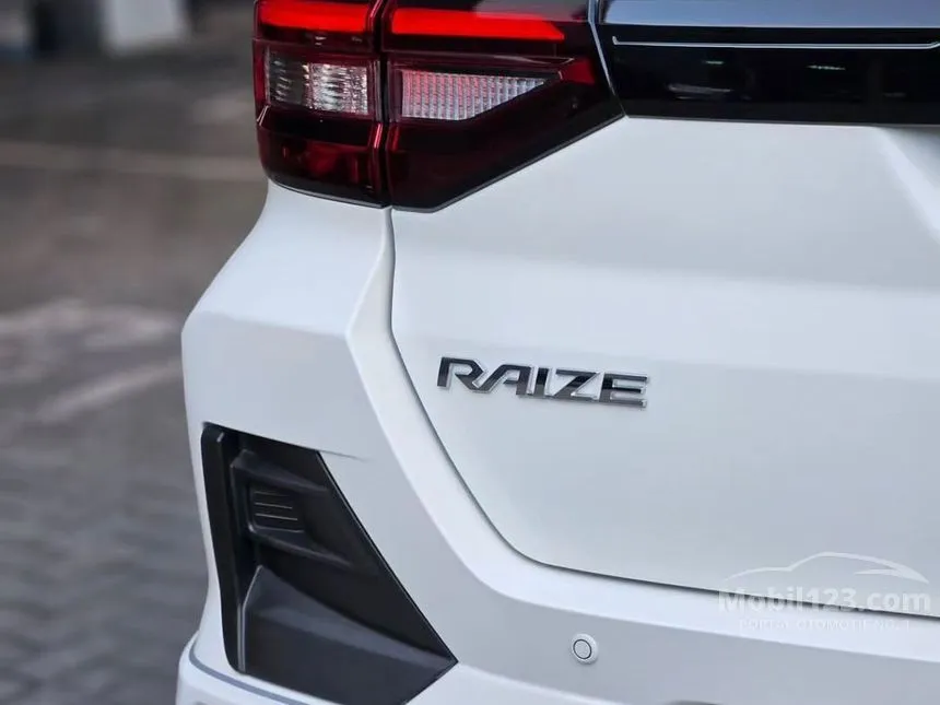 2025 Toyota Raize GR Sport (2 Tone) SUV