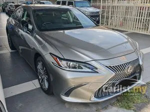 2019 Lexus ES 250 2.5 Luxury Sedan