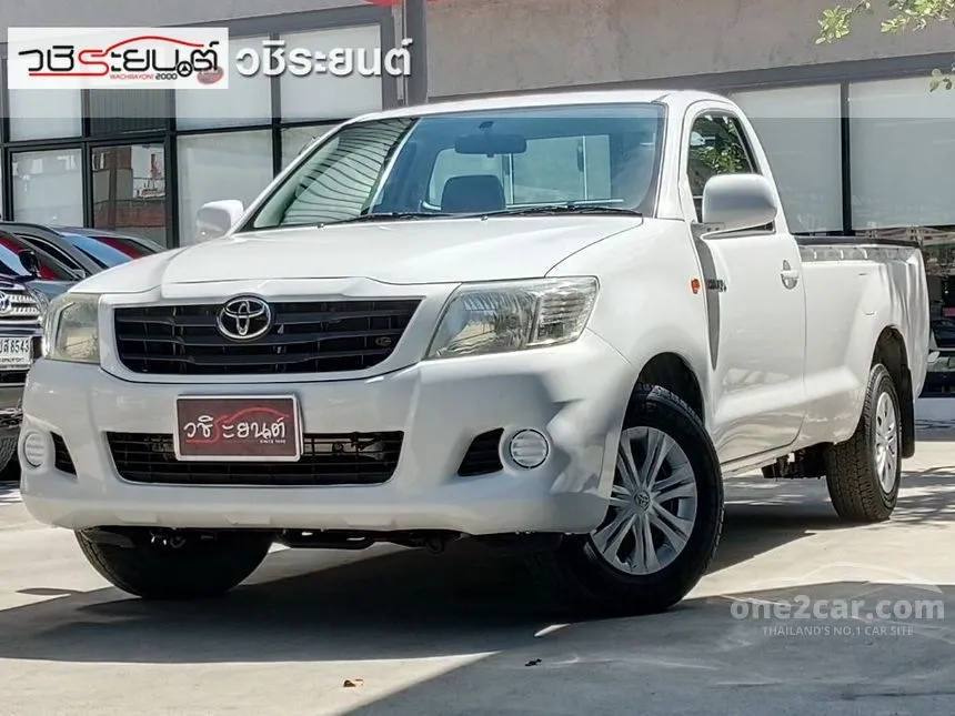 2013 Toyota Hilux Vigo J Pickup