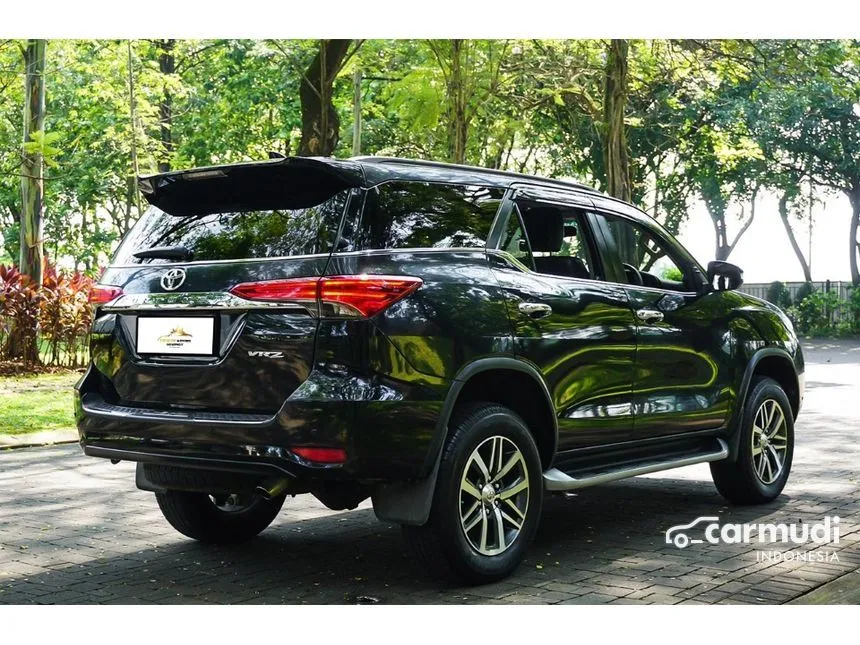 2016 Toyota Fortuner VRZ 4X2 SUV