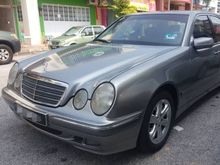 2000 Mercedes-Benz E240 2.4 Classic Sedan
