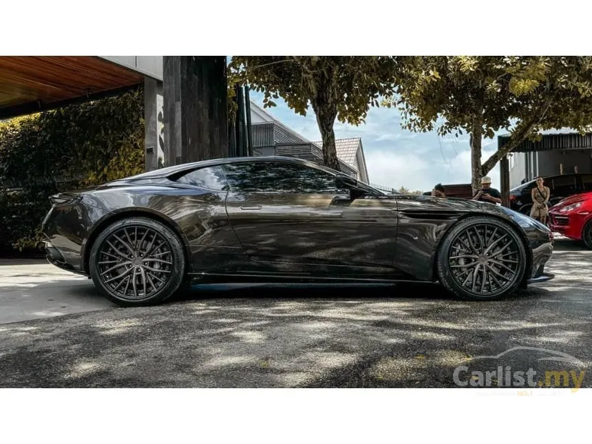 2018 Aston Martin DB11 V12 Coupe