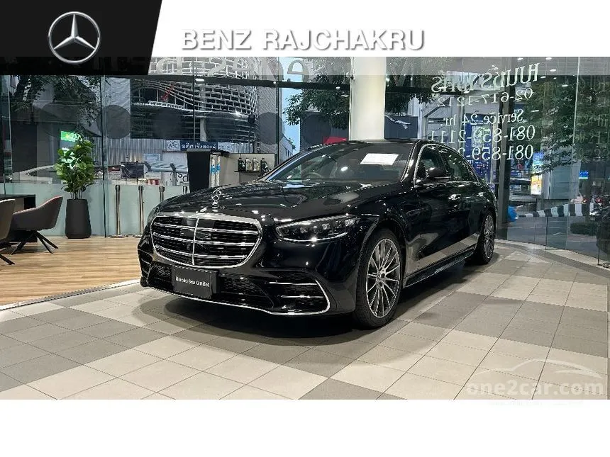 2025 Mercedes-Benz S580 e AMG Premium Sedan