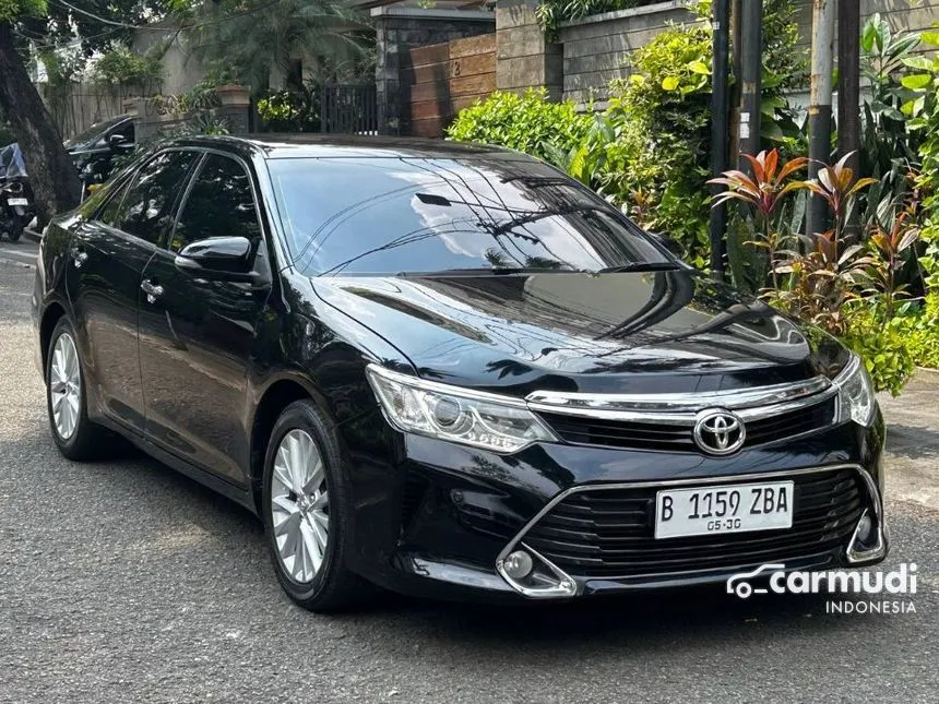 2018 Toyota Camry V Sedan