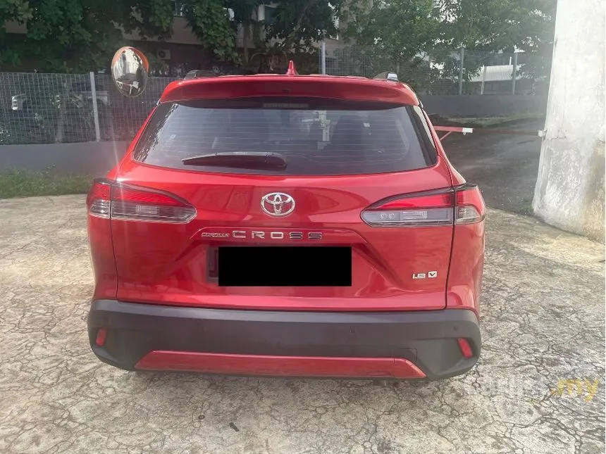 2022 Toyota Corolla Cross V SUV