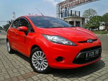 Ford Fiesta 1.4 Trend 2011 AT merah Elegant , TDP mumer , Good condition
