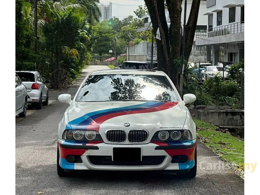 2001 BMW 530i Sedan