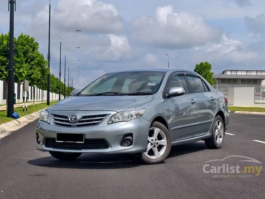 2013 Toyota Corolla Altis E Sedan