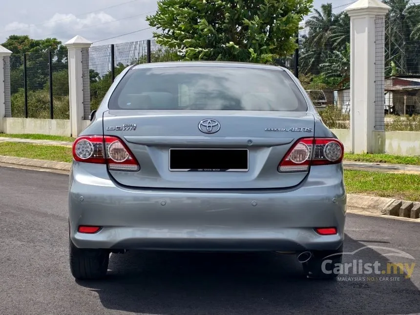 2013 Toyota Corolla Altis E Sedan