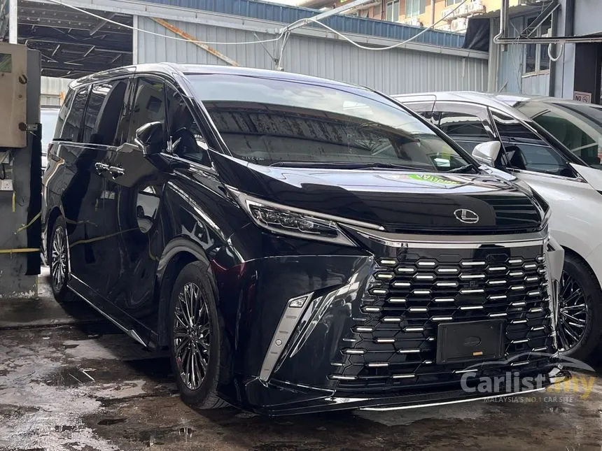 2024 Lexus LM 500h Version L 6 Seater MPV