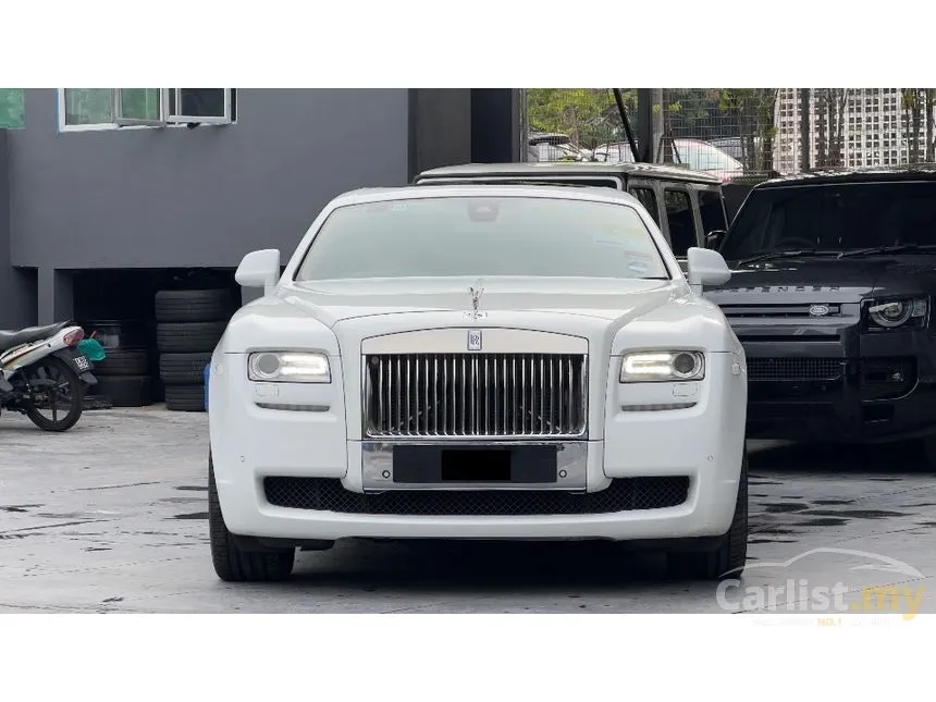 2013 Rolls-Royce Ghost Extended Wheelbase Sedan