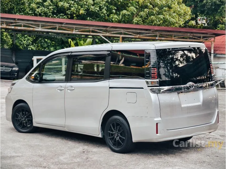 2019 Toyota Voxy X MPV