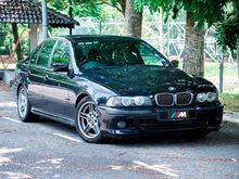 1996 BMW 528i 2.8 Sedan