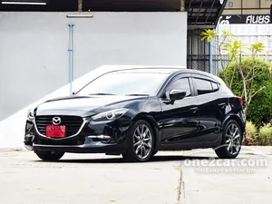 2019 Mazda 3 2.0 (ปี 14-18) S Sports Hatchback