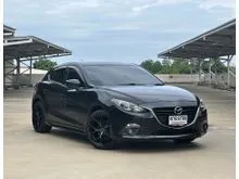 2015 Mazda 3 2.0 (ปี 14-18) C Sports Hatchback