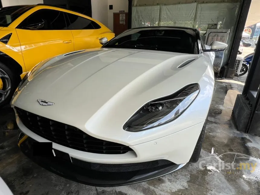 2018 Aston Martin DB11 V8 Coupe