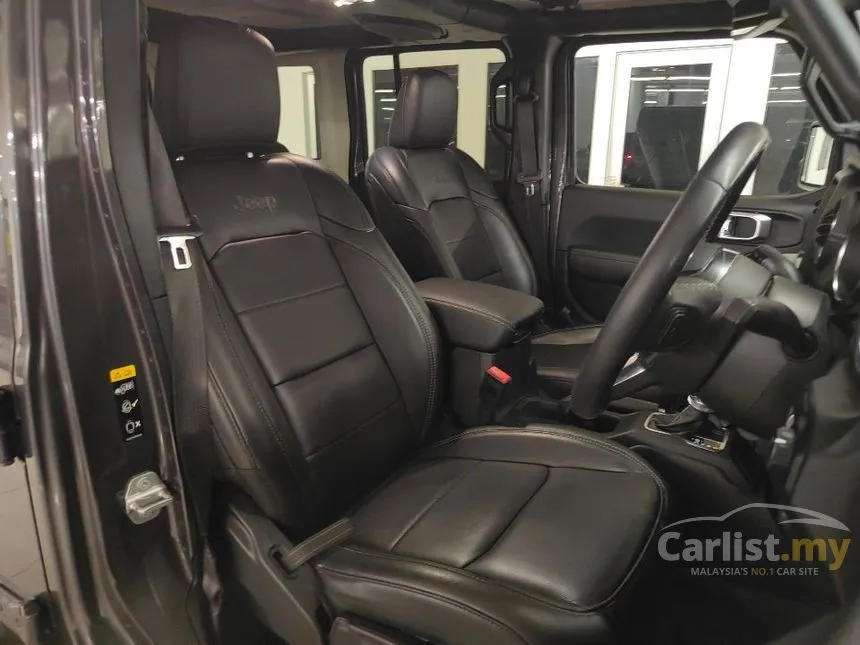 2020 Jeep Wrangler Unlimited Sahara SUV