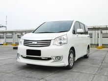 2014 Toyota NAV1 2.0 Luxury V MPV dp 34 jt putih kilometer 37 rban