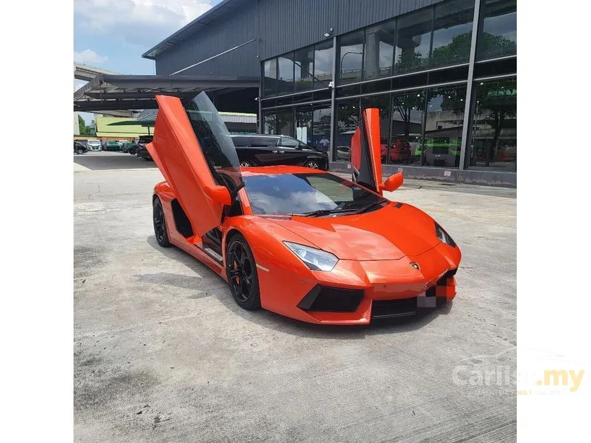 2012 Lamborghini Aventador LP700-4 Coupe